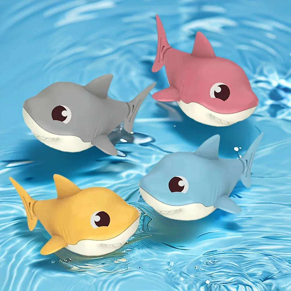 Clearance_1pc Summer hot new cartoon shark baby water play toy with wind up chain, outdoor beach toy, shower toy, bath toy_Conti